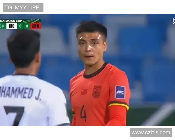 哪个足球明星在比赛中错失绝佳机会引发热议